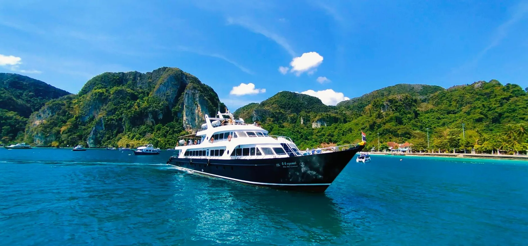 Phi Phi Cruisers ferry and island views